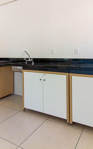 Apartamento à venda com 159m², 2 quartos e 2 vagas Apartamento à venda com 159m², 2 quartos e 2 vagasCozinha 2