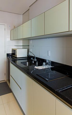 Apartamento à venda com 159m², 2 quartos e 2 vagas Apartamento à venda com 159m², 2 quartos e 2 vagasCozinha