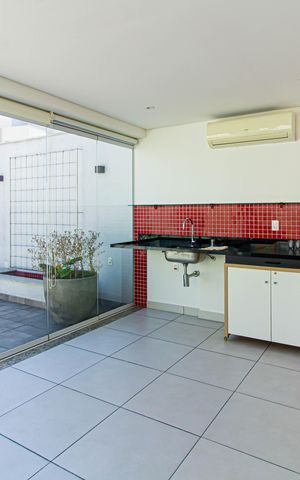 Apartamento à venda com 159m², 2 quartos e 2 vagas Apartamento à venda com 159m², 2 quartos e 2 vagasÁrea de Serviço