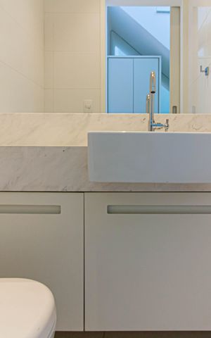 Apartamento à venda com 159m², 2 quartos e 2 vagas Apartamento à venda com 159m², 2 quartos e 2 vagasLavabo