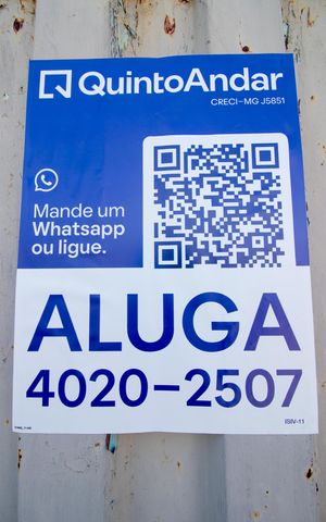 Casa à venda com 260m², 2 quartos e 2 vagas Casa à venda com 260m², 2 quartos e 2 vagasPlaca