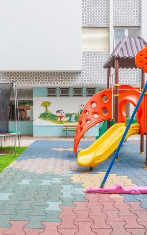 Apartamento à venda com 118m², 3 quartos e 1 vaga Apartamento à venda com 118m², 3 quartos e 1 vagaÁrea comum - Playground