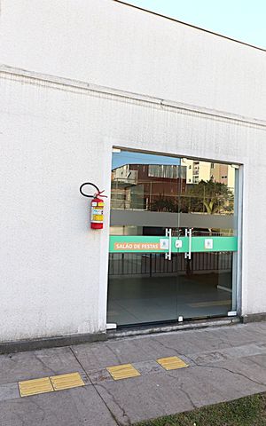 Apartamento para alugar com 55m², 2 quartos e 1 vagaÁrea comum - Salão de festas