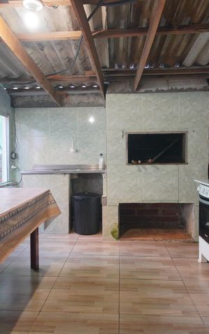Casa à venda com 180m², 3 quartos e 3 vagasÁrea de Serviço