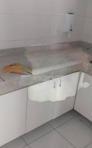 Casa à venda com 200m², 1 quarto e 2 vagas