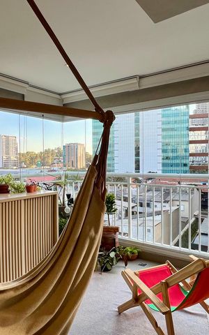Apartamento à venda com 57m², 1 quarto e 2 vagas Apartamento à venda com 57m², 1 quarto e 2 vagasVaranda