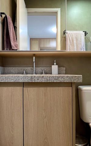 Apartamento à venda com 57m², 1 quarto e 2 vagas Apartamento à venda com 57m², 1 quarto e 2 vagasBanheiro da Suíte
