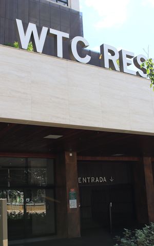 Apartamento para alugar com 78m², 2 quartos e 1 vagaFachada
