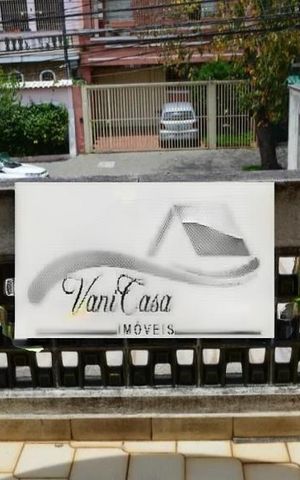Casa à venda com 115m², 3 quartos e 1 vaga