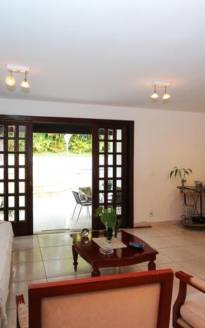 Casa para alugar com 479m², 6 quartos e 3 vagas Casa para alugar com 479m², 6 quartos e 3 vagasSala
