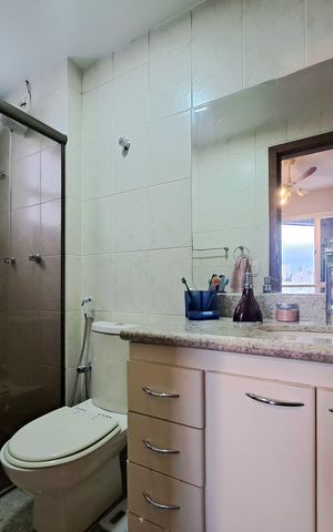Apartamento à venda com 220m², 4 quartos e 3 vagas