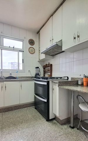 Apartamento à venda com 220m², 4 quartos e 3 vagas