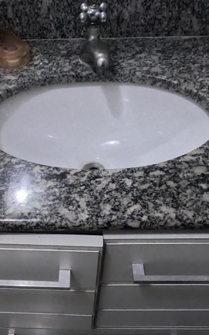 Casa para alugar com 290m², 4 quartos e 3 vagasBanheiro da Suíte 2 (Closet) - 1º Piso