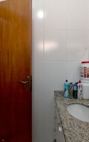 Casa para alugar com 290m², 4 quartos e 3 vagasBanheiro de Serviço - 1º Piso