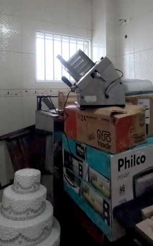 Casa para alugar com 290m², 4 quartos e 3 vagasSuíte - 2º Piso