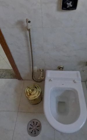 Casa para alugar com 290m², 4 quartos e 3 vagasBanheiro da Suíte 3 - 1º Piso