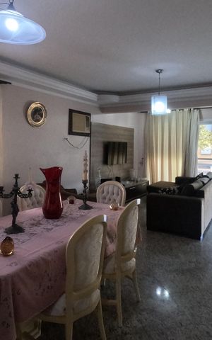 Casa para alugar com 290m², 4 quartos e 3 vagasSala de estar e jantar - 1º Piso
