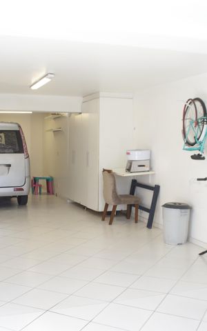 Casa à venda com 242m², 3 quartos e 3 vagasGaragem