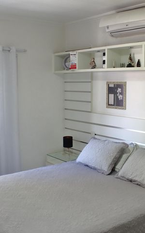 Casa à venda com 242m², 3 quartos e 3 vagasQuarto Suíte