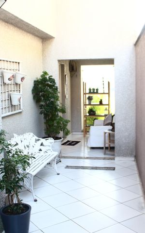 Casa à venda com 242m², 3 quartos e 3 vagasQuintal