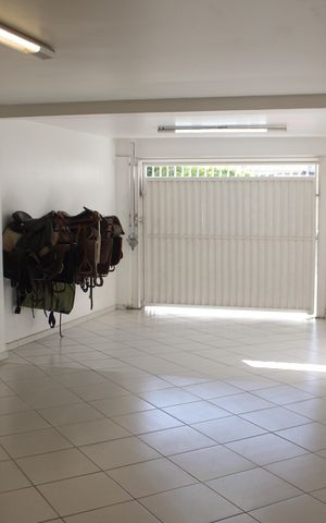 Casa à venda com 242m², 3 quartos e 3 vagasGaragem