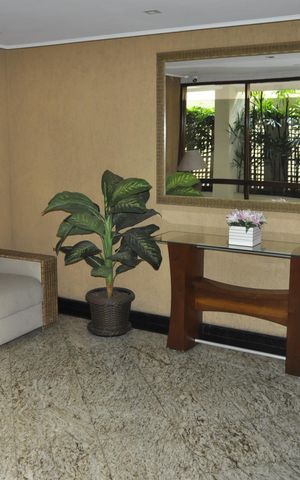 Apartamento à venda com 75m², 2 quartos e 1 vagaÁrea comum