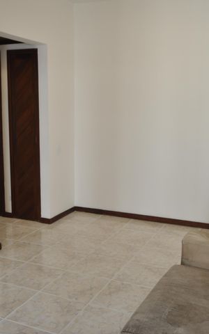Apartamento à venda com 75m², 2 quartos e 1 vagaSala