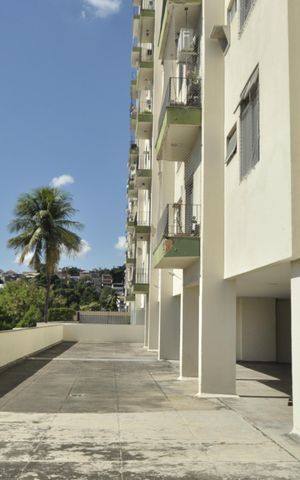 Apartamento à venda com 75m², 2 quartos e 1 vagaÁrea comum