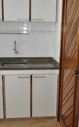 Apartamento à venda com 75m², 2 quartos e 1 vagaCozinha