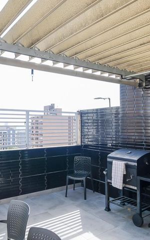 Apartamento à venda com 115m², 2 quartos e 2 vagasVaranda Sala