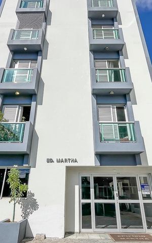 Apartamento à venda com 115m², 2 quartos e 2 vagasFachada + plaquinha