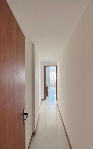 Apartamento à venda com 306m², 3 quartos e 3 vagas Apartamento à venda com 306m², 3 quartos e 3 vagasCorredor