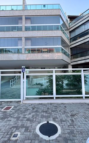 Apartamento à venda com 306m², 3 quartos e 3 vagas Apartamento à venda com 306m², 3 quartos e 3 vagasFachada