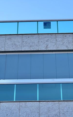 Apartamento à venda com 306m², 3 quartos e 3 vagas Apartamento à venda com 306m², 3 quartos e 3 vagasPlaquinha Quinto Andar
