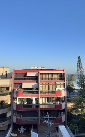 Apartamento à venda com 306m², 3 quartos e 3 vagas Apartamento à venda com 306m², 3 quartos e 3 vagasTerraço - Vista