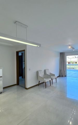 Apartamento à venda com 306m², 3 quartos e 3 vagas Apartamento à venda com 306m², 3 quartos e 3 vagasSala