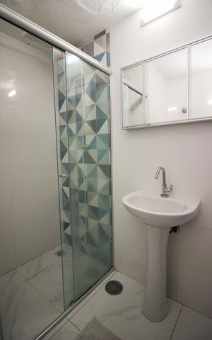 Studio para alugar com 33m², 1 quarto e sem vaga Studio para alugar com 33m², 1 quarto e sem vagaBanheiro
