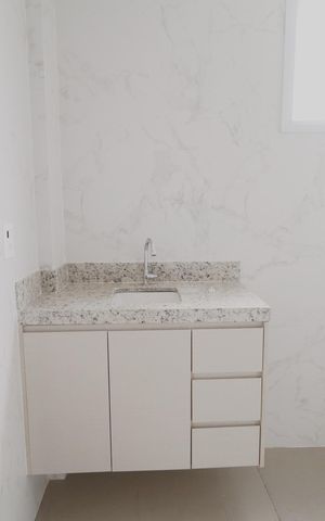 Apartamento para alugar com 66m², 2 quartos e 2 vagasBanheiro Social