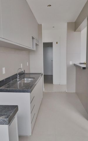 Apartamento para alugar com 66m², 2 quartos e 2 vagasCozinha e Área de Serviço