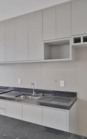 Apartamento para alugar com 66m², 2 quartos e 2 vagasCozinha e Área de Serviço