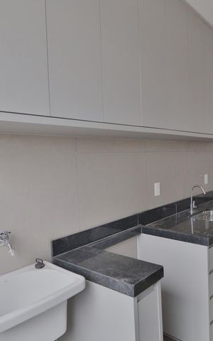 Apartamento para alugar com 66m², 2 quartos e 2 vagasCozinha e Área de Serviço
