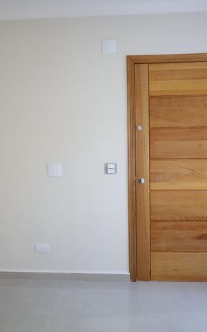 Casa à venda com 190m², 3 quartos e 2 vagasSala
