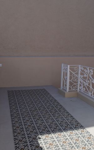 Casa à venda com 190m², 3 quartos e 2 vagasÁrea Externa