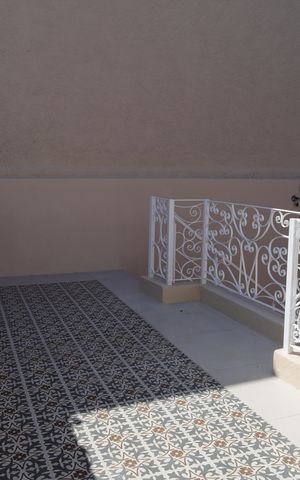 Casa à venda com 190m², 3 quartos e 2 vagasÁrea Externa