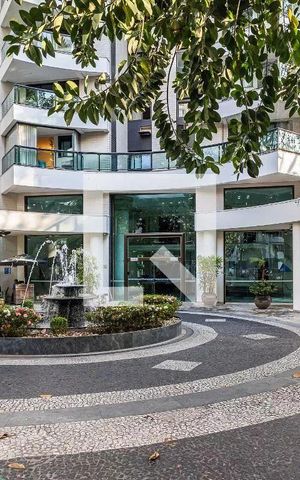 Apartamento à venda com 143m², 3 quartos e 3 vagas Apartamento à venda com 143m², 3 quartos e 3 vagasFachada do Prédio