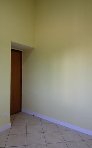 Casa à venda com 146m², 3 quartos e 2 vagasSuíte