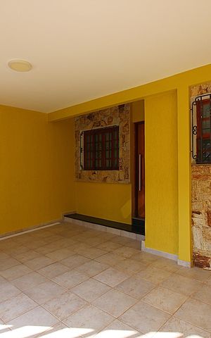Casa à venda com 146m², 3 quartos e 2 vagasGaragem
