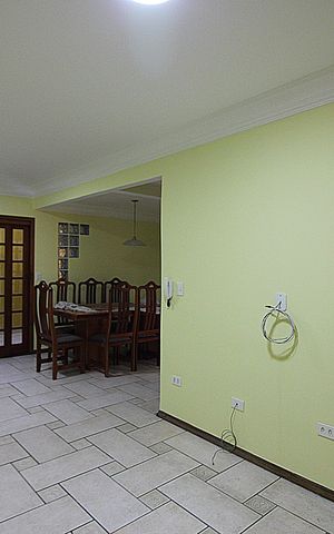 Casa à venda com 146m², 3 quartos e 2 vagasSala