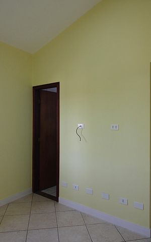 Casa à venda com 146m², 3 quartos e 2 vagasSuíte