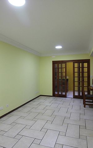 Casa à venda com 146m², 3 quartos e 2 vagasSala